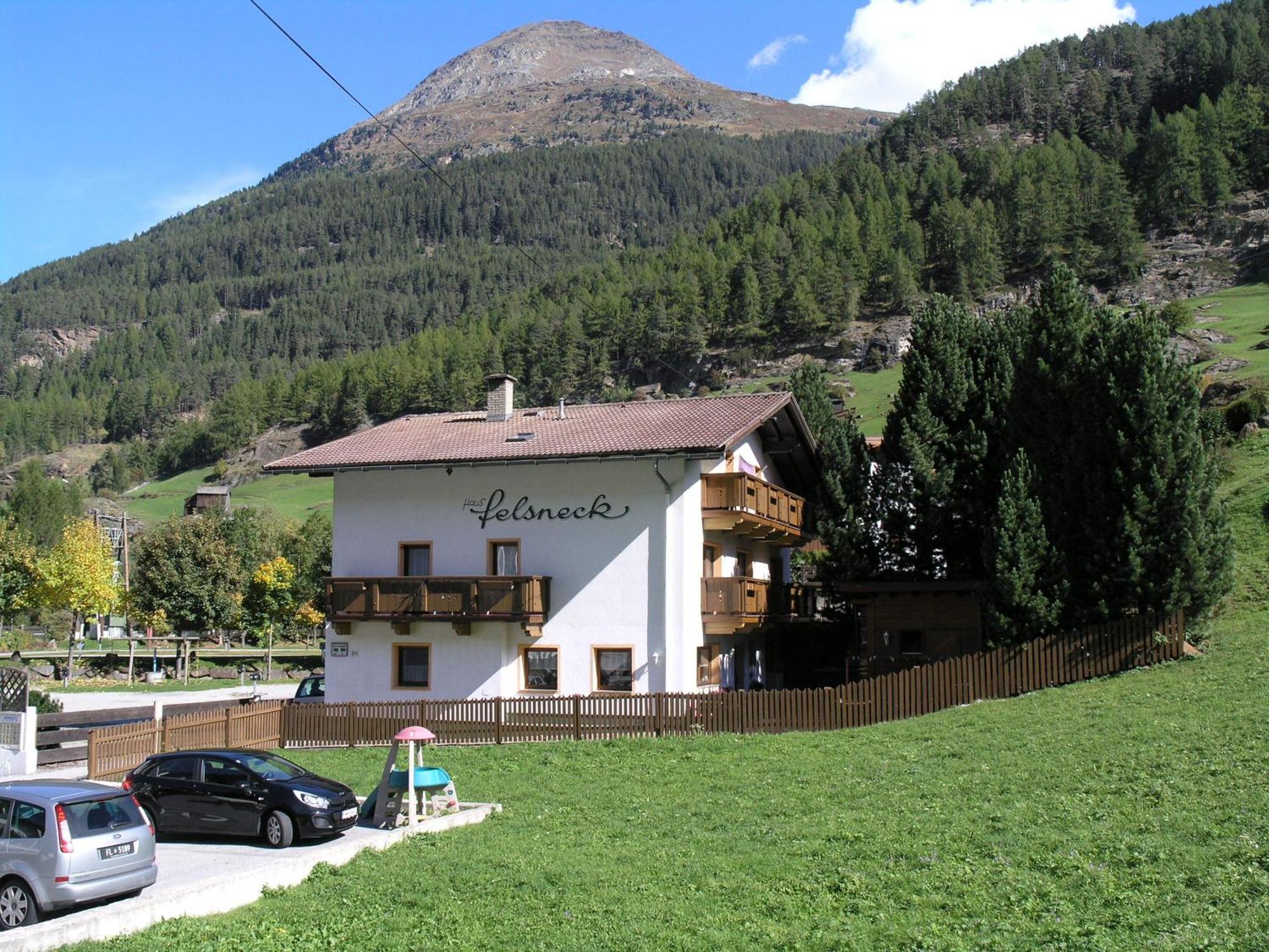 Haus Felsneck Bed & Breakfast Solden Exterior photo