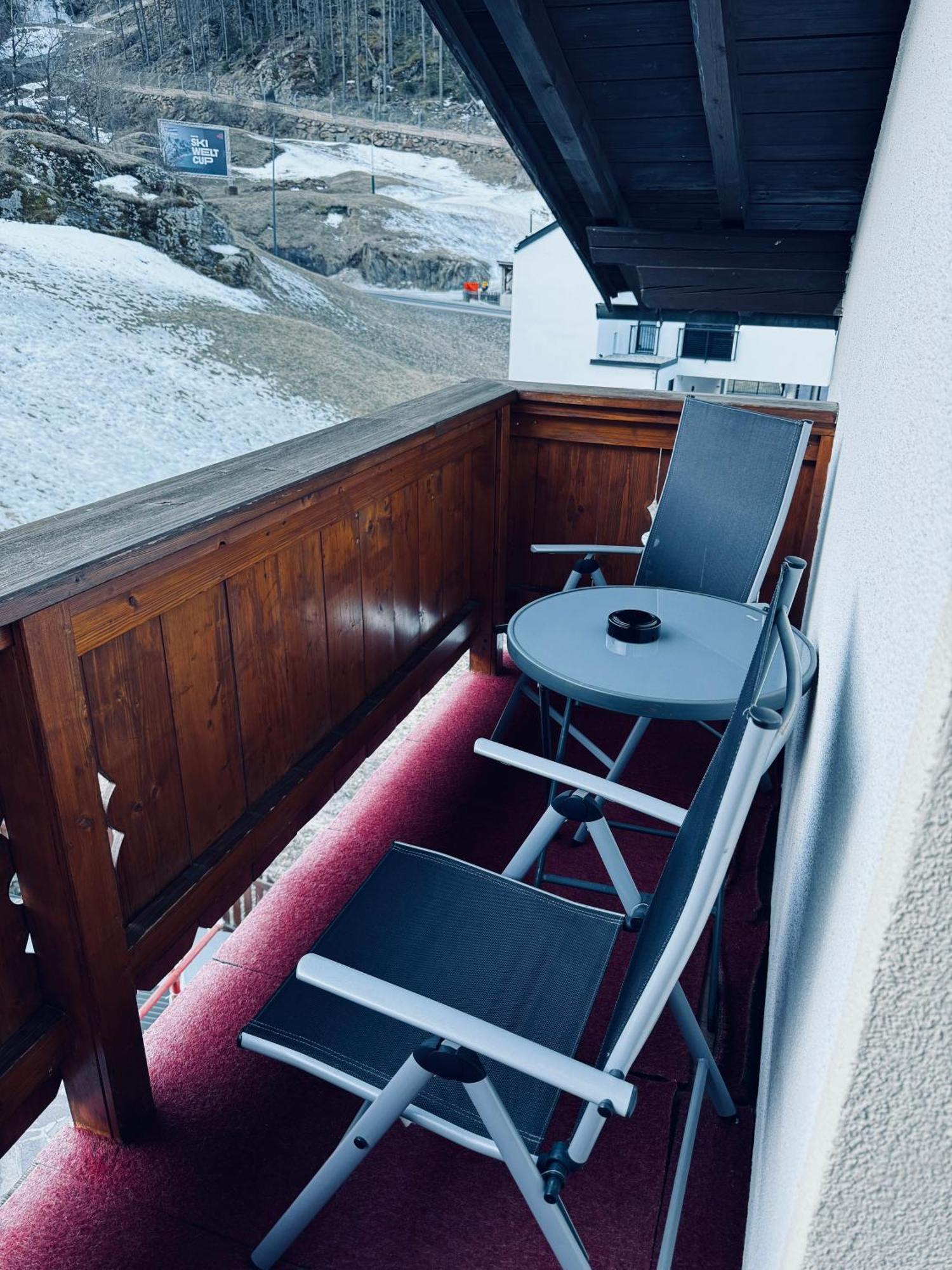 Haus Felsneck Bed & Breakfast Solden Exterior photo